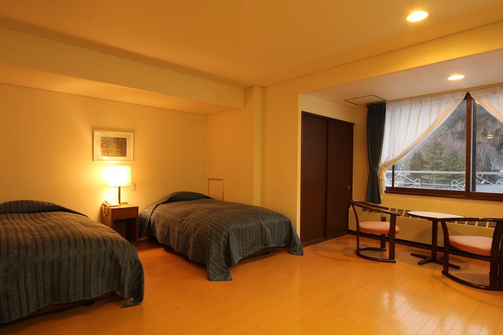 Kidoike Onsen Hotel Yamanouchi  Exterior foto